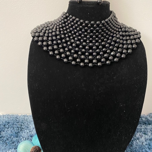 🌺Black Collar Necklace/Earring Set - Picture 3 of 5